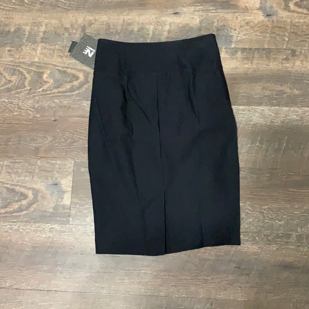 Women’s/ Juniors Form Fitting Dress Skirt size CS